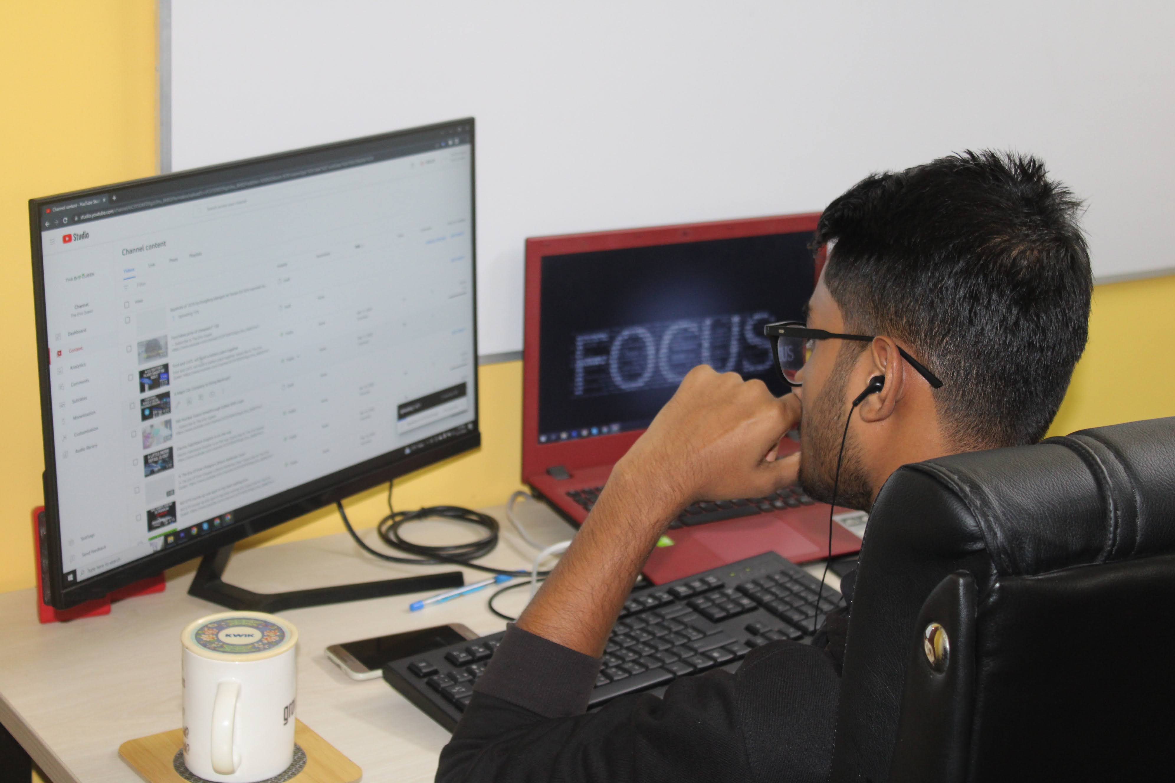 Growthworx Team Photo 40